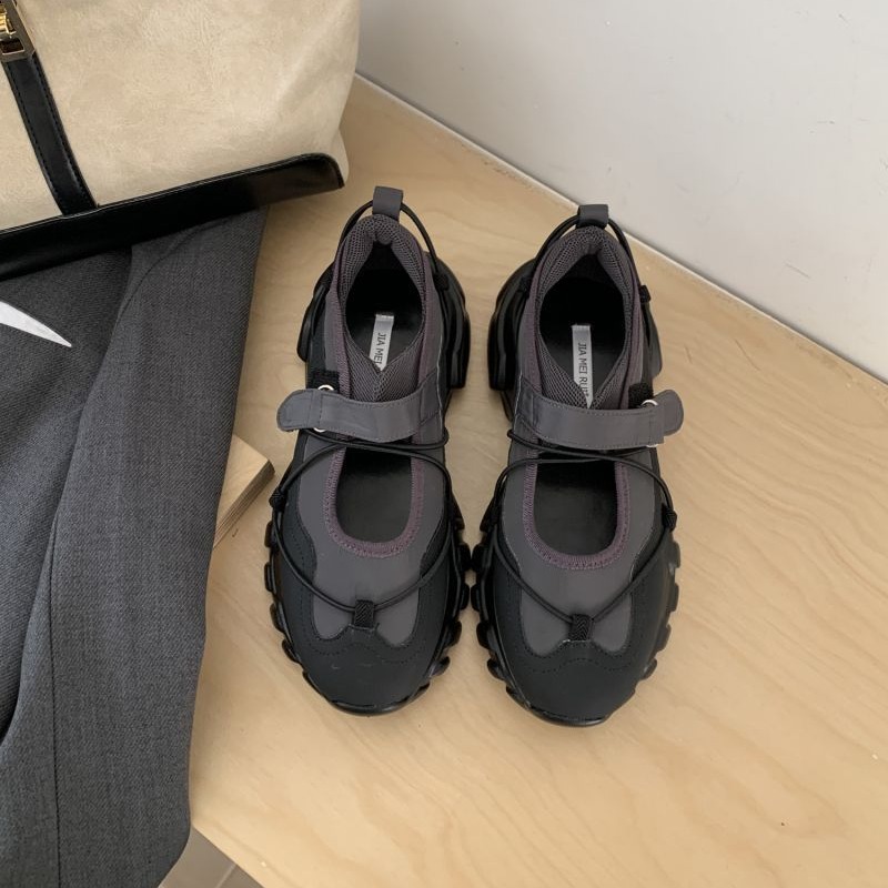 Scarpe Mary Jane sportive con  - Men'S Shoes With Velcro recensione e prezzo