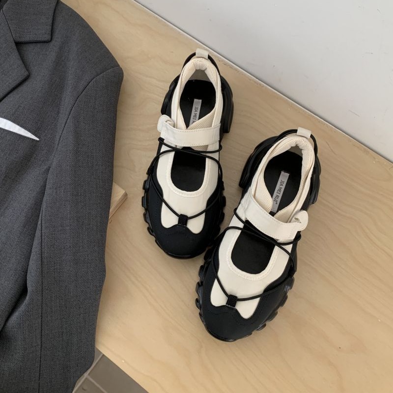 Scarpe Mary Jane sportive con  - Men'S Shoes With Velcro recensione e prezzo
