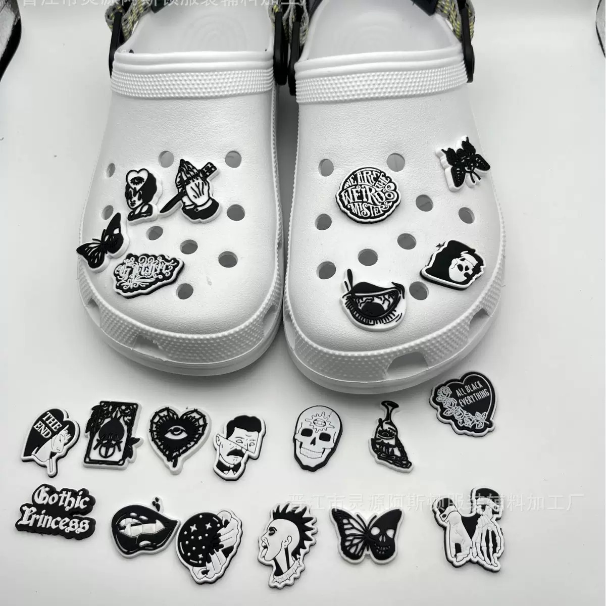 23 Pezzi Charm per Scarpe a Te - Men'S Shoes With Velcro recensione e prezzo