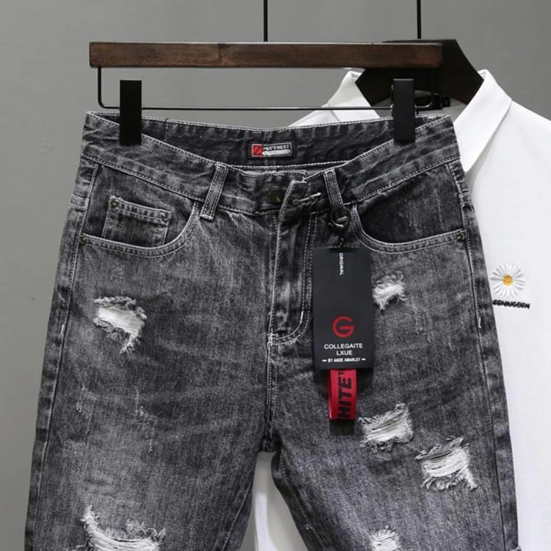 Pantaloni Jeans corti da uomo  - Men'S Shoes With Jeans recensione e prezzo